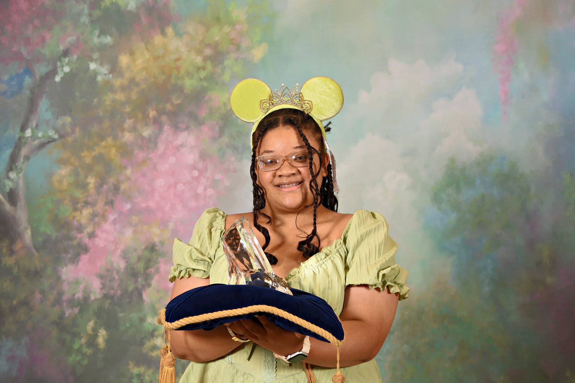 Alanna (Owner of Monorail Magic) at a photo pass location in Grand Floridian Resort and Spa Alanna (Owner of Monorail Magic) at a photo pass location in Grand Floridian Resort and Spa